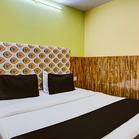 Hotel O Park View Delhi  Dış mekan fotoğraf