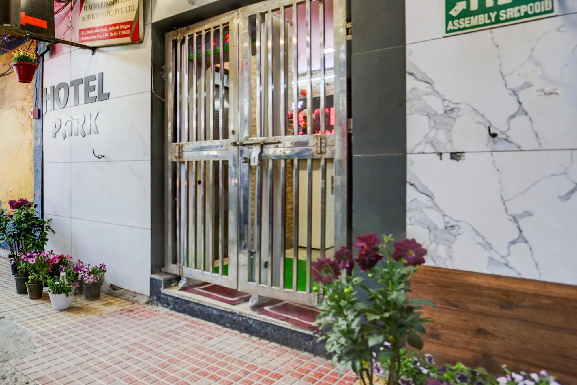 Hotel O Park View Delhi  Dış mekan fotoğraf