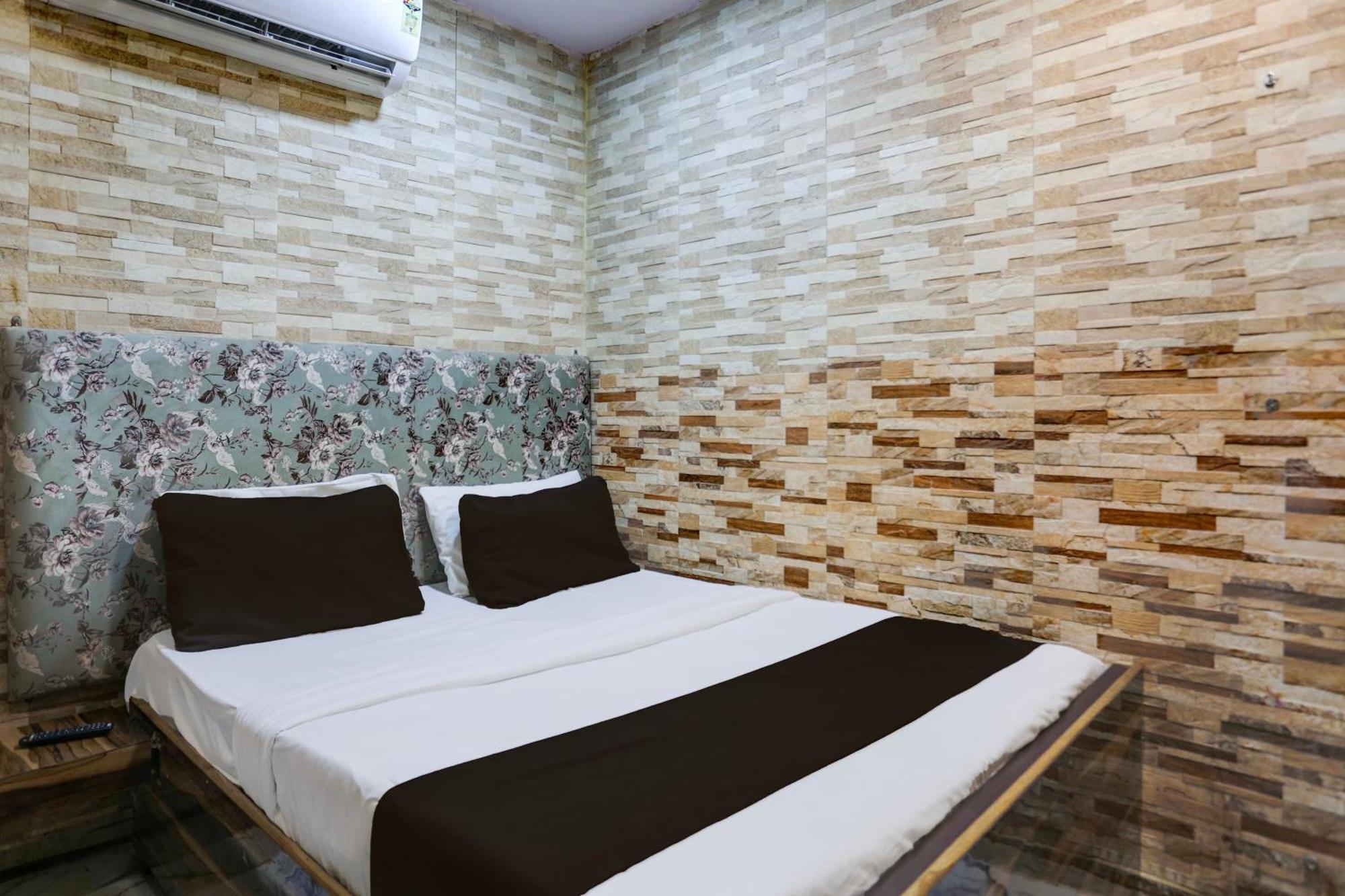 Hotel O Park View Delhi  Dış mekan fotoğraf