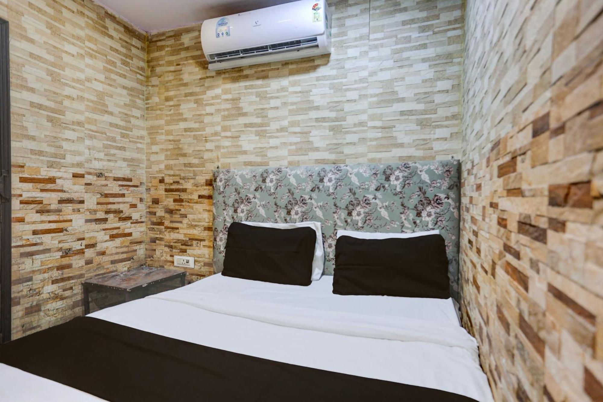 Hotel O Park View Delhi  Dış mekan fotoğraf