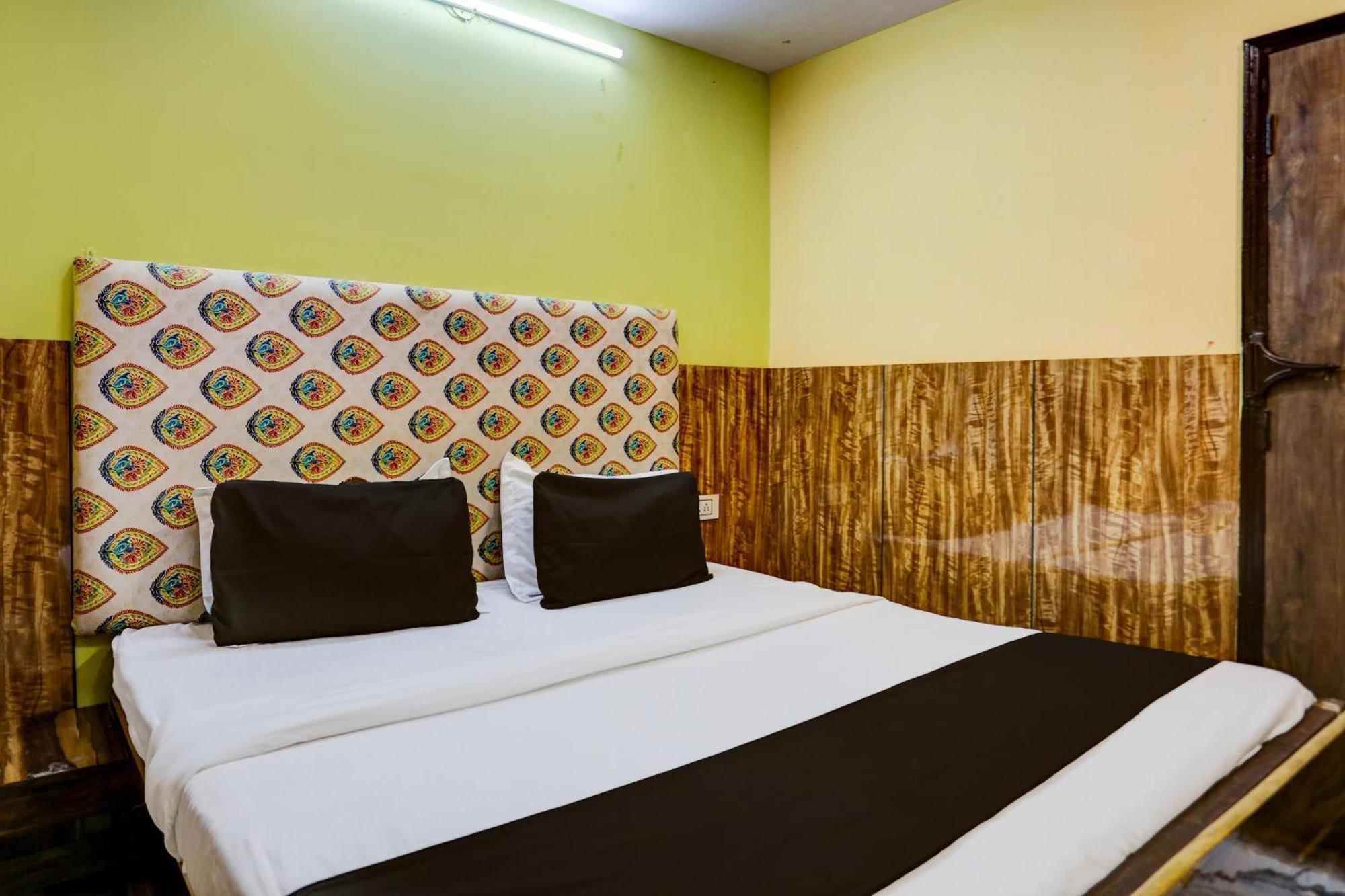 Hotel O Park View Delhi  Dış mekan fotoğraf