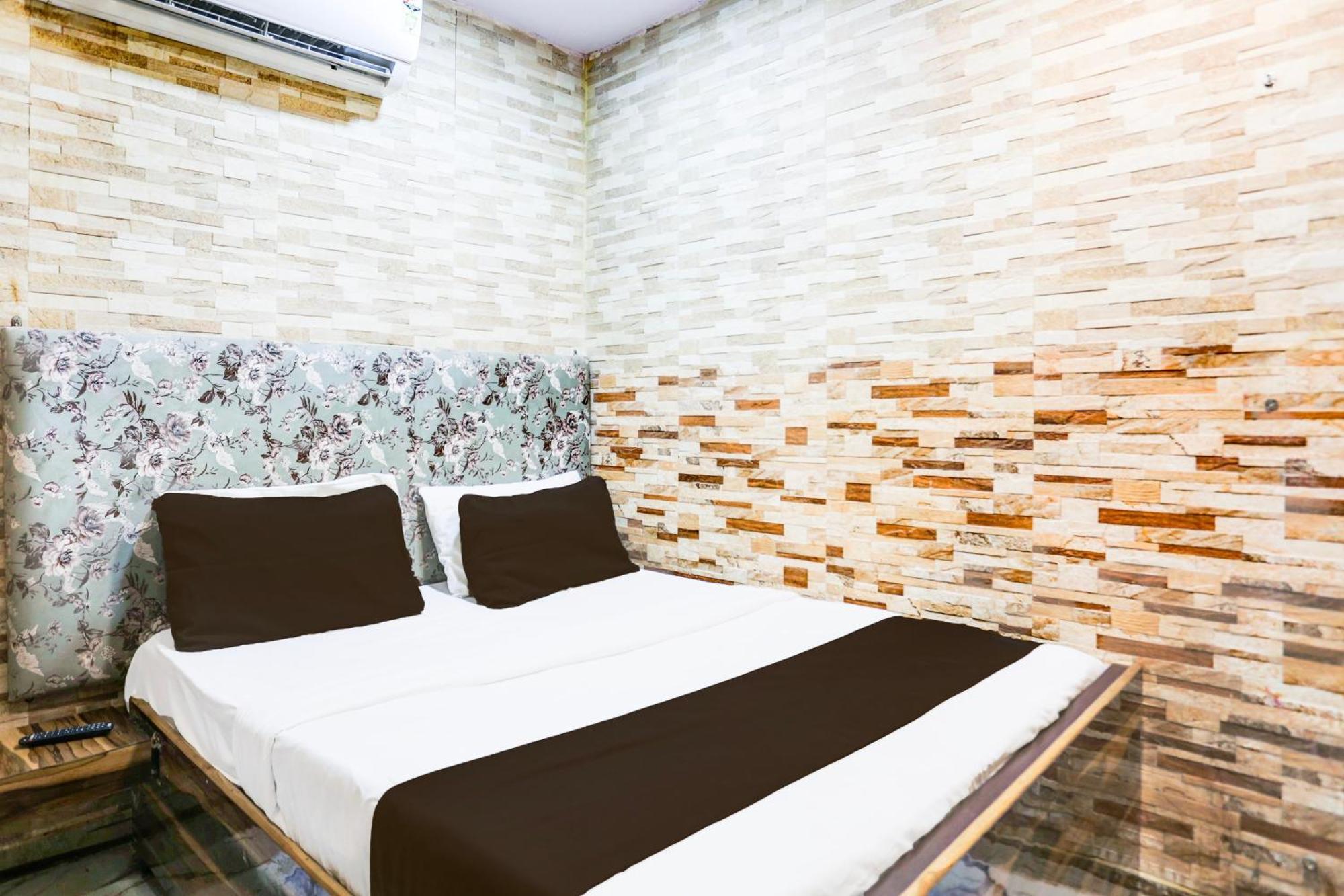 Hotel O Park View Delhi  Dış mekan fotoğraf