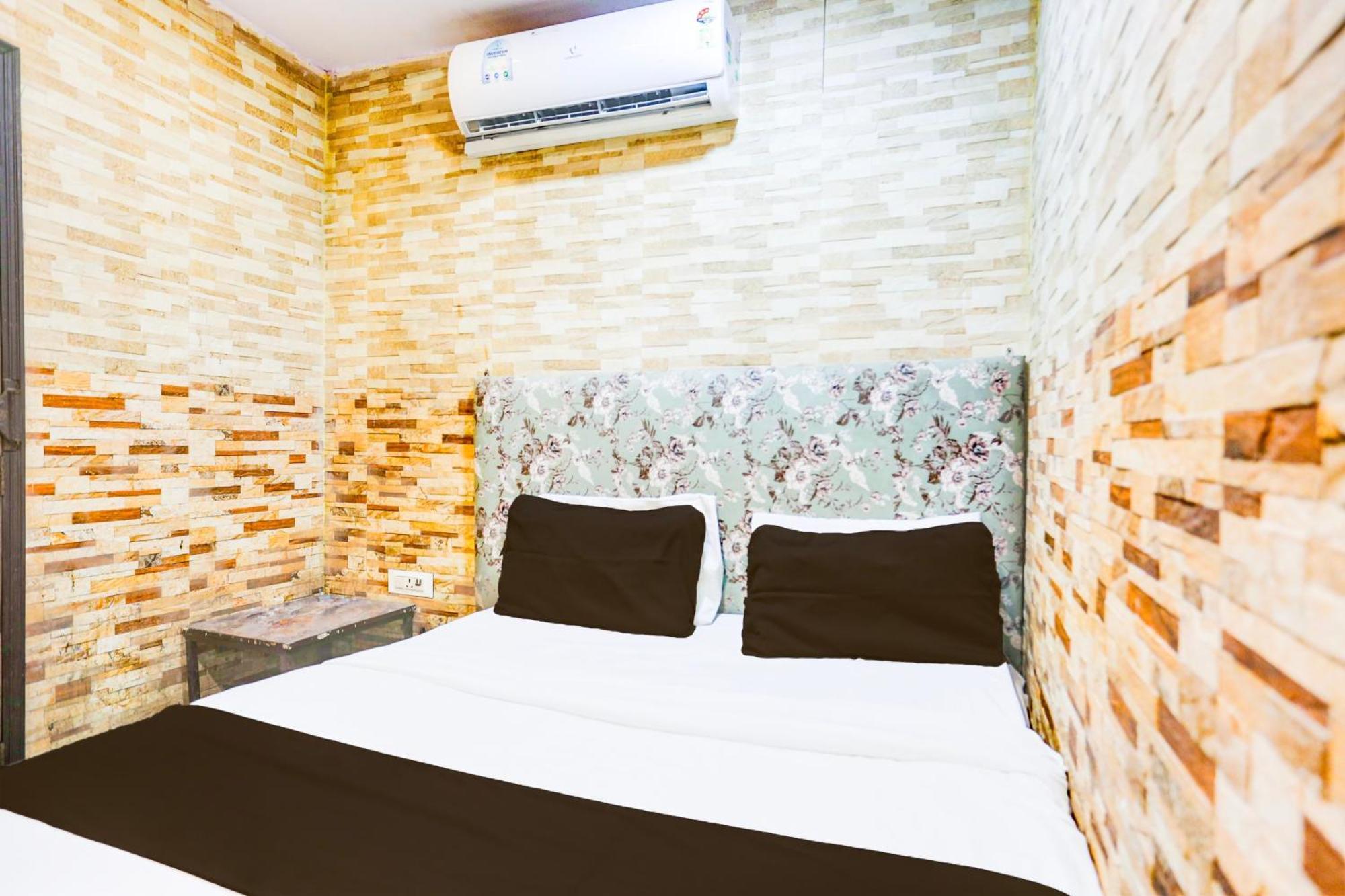 Hotel O Park View Delhi  Dış mekan fotoğraf